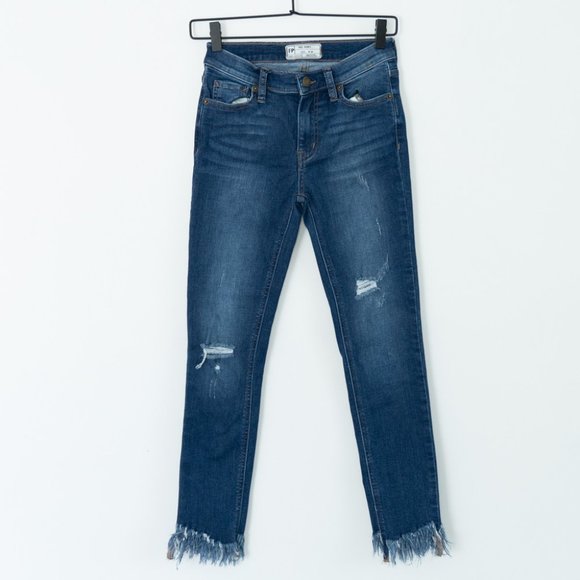 Free People Womens Great Heights Fray Distressed Skinny Jean Size 24 Blue - Picture 2 of 9